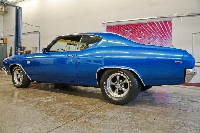 1969 Blue Chevrolet Chevelle --