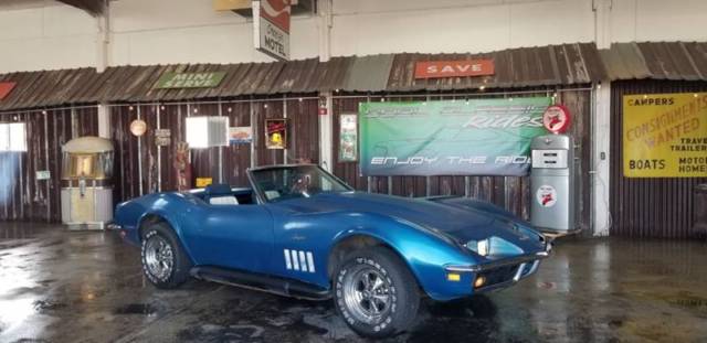 1969 Blue Chevrolet Corvette Coupe