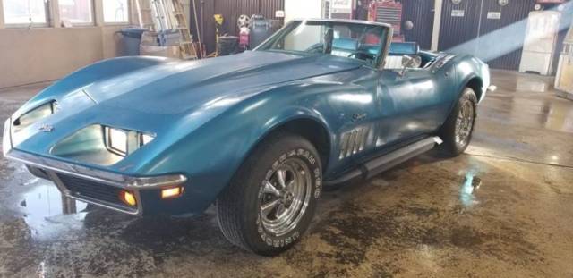 1969 Blue Chevrolet Corvette Coupe