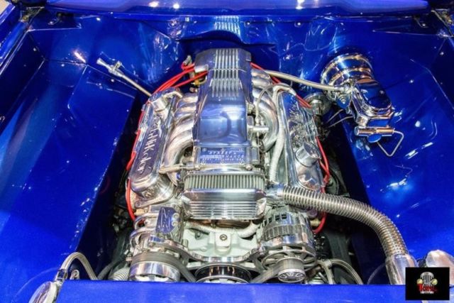 1987 Blue Chevrolet S-10 Pickup Truck