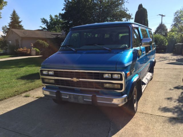 1993 Blue Chevrolet G20 Van conversion Van