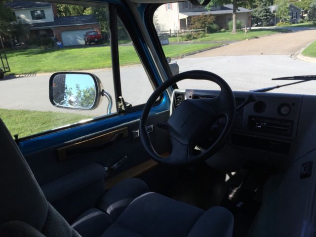 1993 Blue Chevrolet G20 Van conversion Van