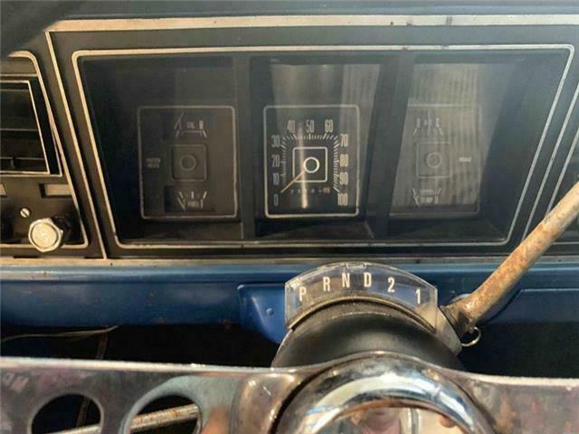 1976 Blue Ford F-250 Pickup Truck