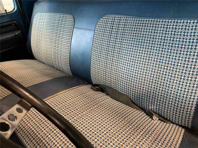 1976 Blue Ford F-250 Pickup Truck