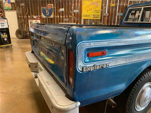 1976 Blue Ford F-250 Pickup Truck