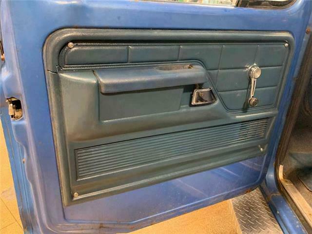 1976 Blue Ford F-250 Pickup Truck