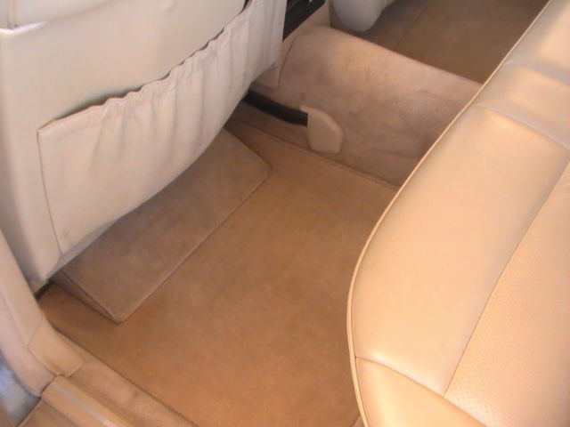 1990 Blue Mercedes-Benz S-Class Sedan