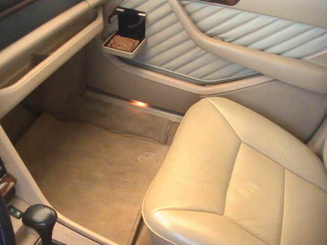 1990 Blue Mercedes-Benz S-Class Sedan