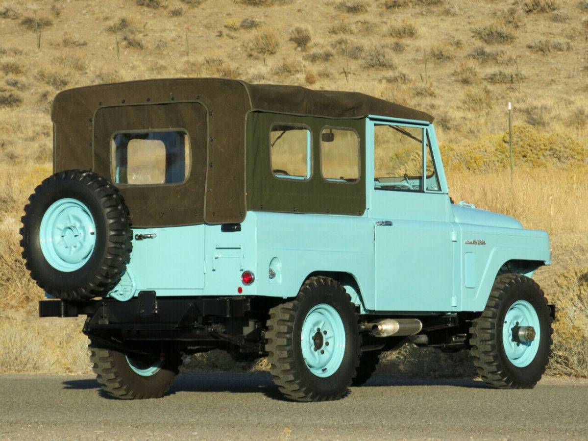 1967 Blue Nissan Other --