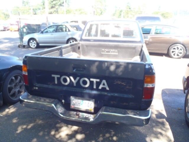 1992 Blue Toyota PICKUP DX 2dr Deluxe Extended Cab SB