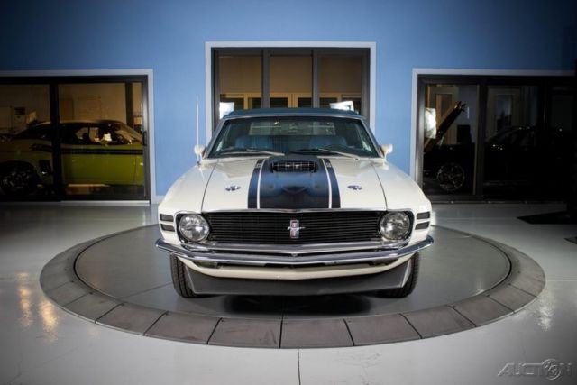1970 White Ford Mustang