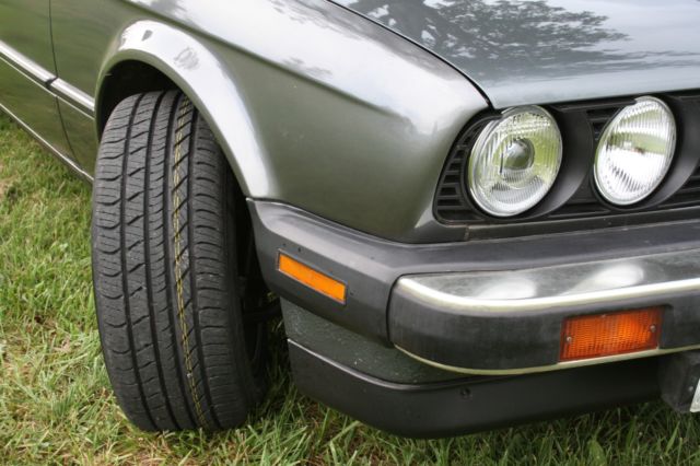 1987 Gray BMW 3-Series Sedan