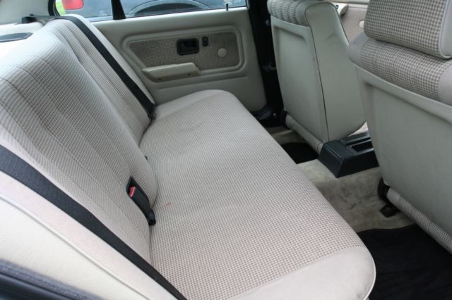 1987 Gray BMW 3-Series Sedan