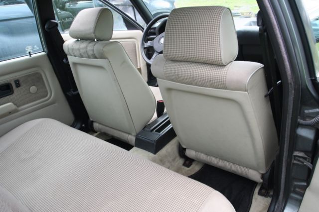 1987 Gray BMW 3-Series Sedan