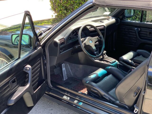 1988 Black BMW 3-Series Convertible
