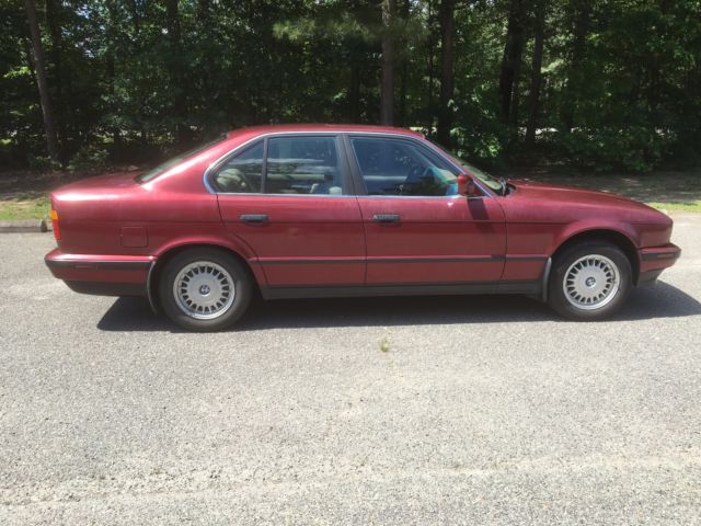 1991 Red BMW 5-Series Sedan