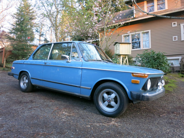 1975 Blue BMW 2002 cp