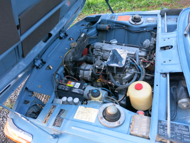 1975 Blue BMW 2002 cp