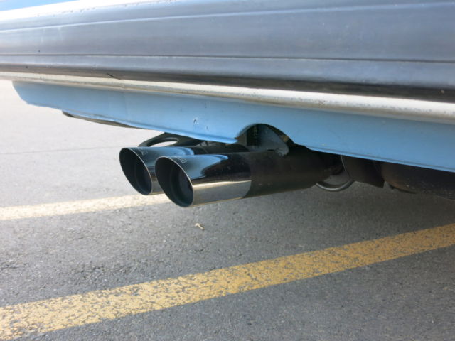 1975 Blue BMW 2002 cp