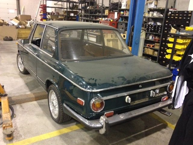 1973 Green BMW 2002 Coupe