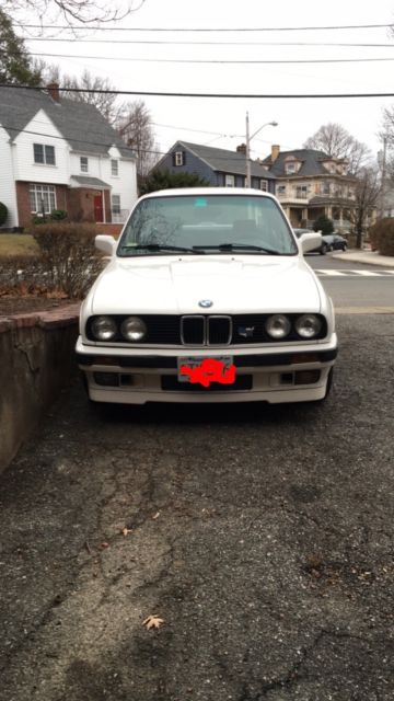 1994 Alpine White BMW 3-Series Sedan