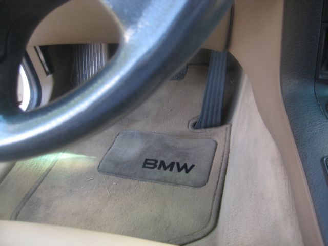 1994 Alpine White BMW 3-Series Sedan