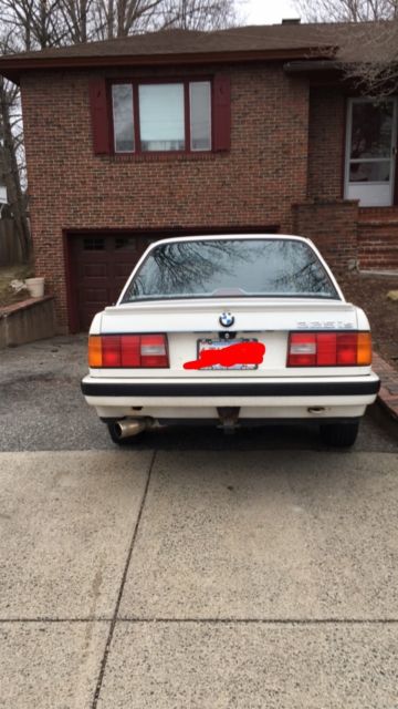 1994 Alpine White BMW 3-Series Sedan
