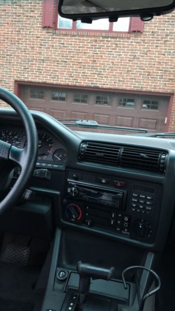 1994 Alpine White BMW 3-Series Sedan