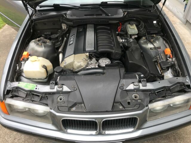 1993 BMW-granitesilber-metallic BMW 3-Series Coupe