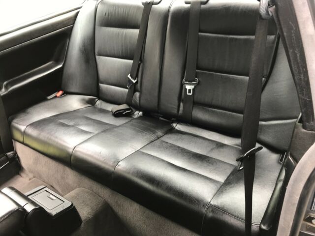 1993 BMW-granitesilber-metallic BMW 3-Series Coupe