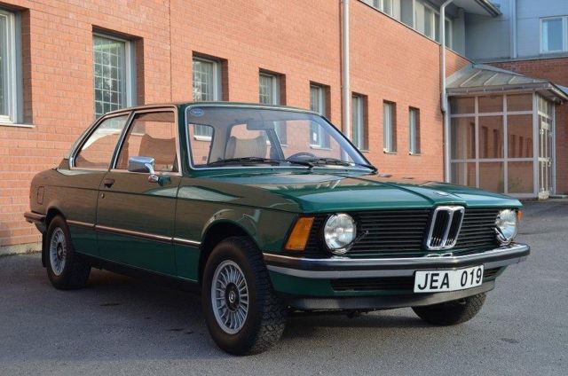 1976 Green BMW 3-Series Coupe