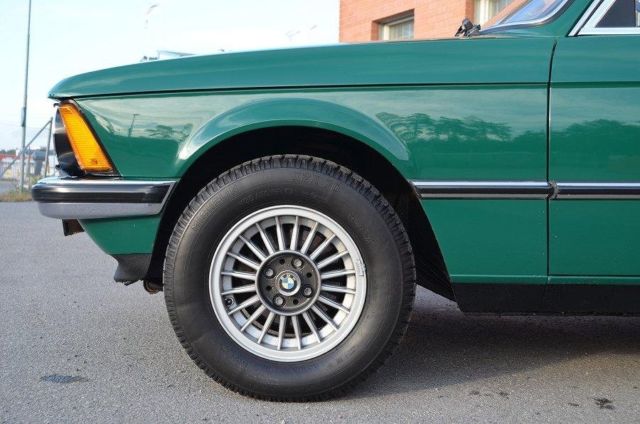 1976 Green BMW 3-Series Coupe