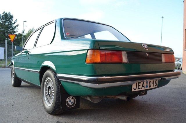 1976 Green BMW 3-Series Coupe