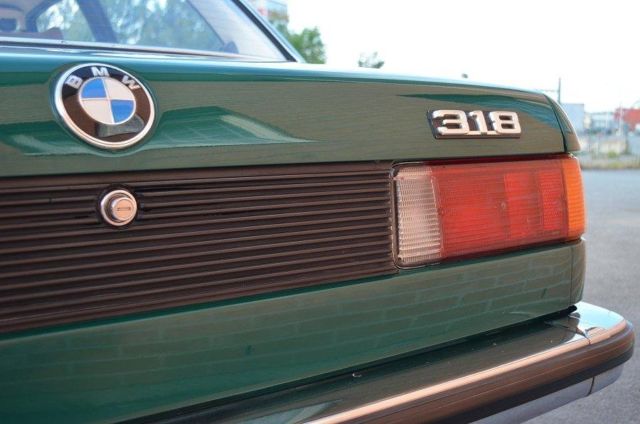 1976 Green BMW 3-Series Coupe