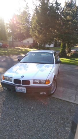 1993 BMW 3-Series