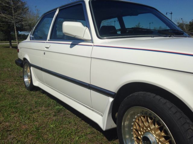1983 White BMW 3-Series Coupe