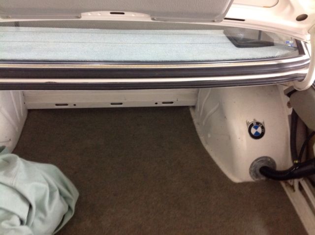 1983 White BMW 3-Series Coupe