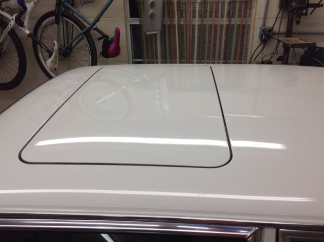 1983 White BMW 3-Series Coupe