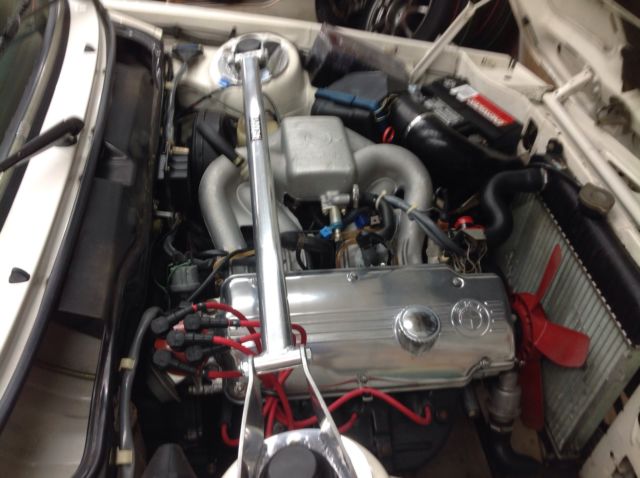 1983 White BMW 3-Series Coupe