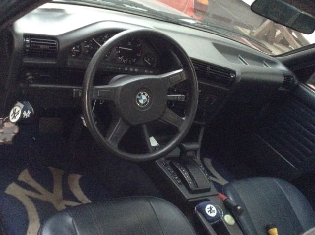 1987 Cirrus blue BMW 3-Series Sedan