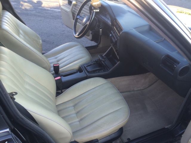 1986 Gold BMW 3-Series Coupe