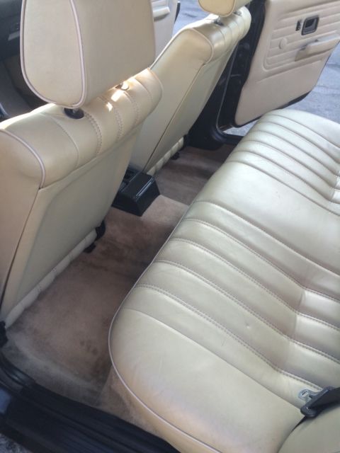 1986 Gold BMW 3-Series Coupe