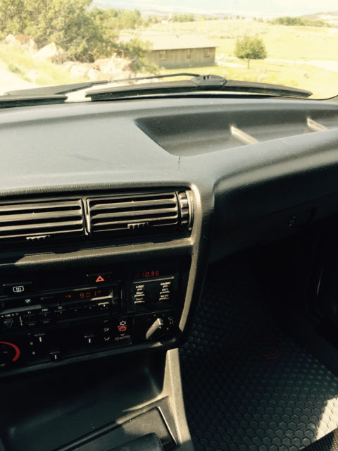 1991 ALPINE WHITE BMW 3-Series SEDAN