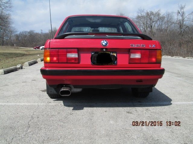 1989 Red BMW 3-Series Sedan