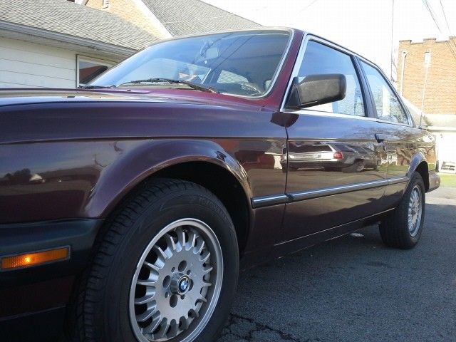 1987 " Dark Maroon metallic " BMW 3-Series 2 door