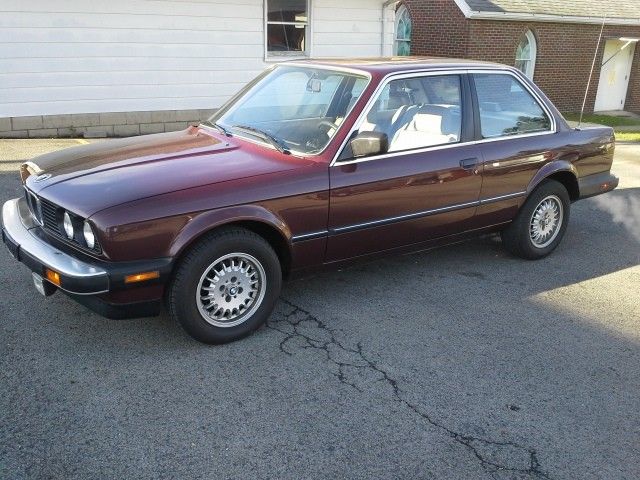 1987 " Dark Maroon metallic " BMW 3-Series 2 door