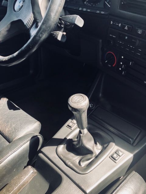 1987 Black BMW 325es STD 2D SEDAN Coupe