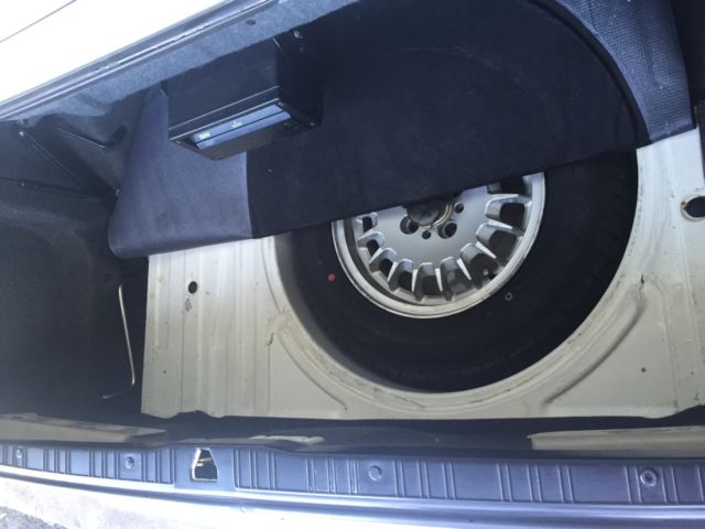 1989 white BMW 3-Series Convertible