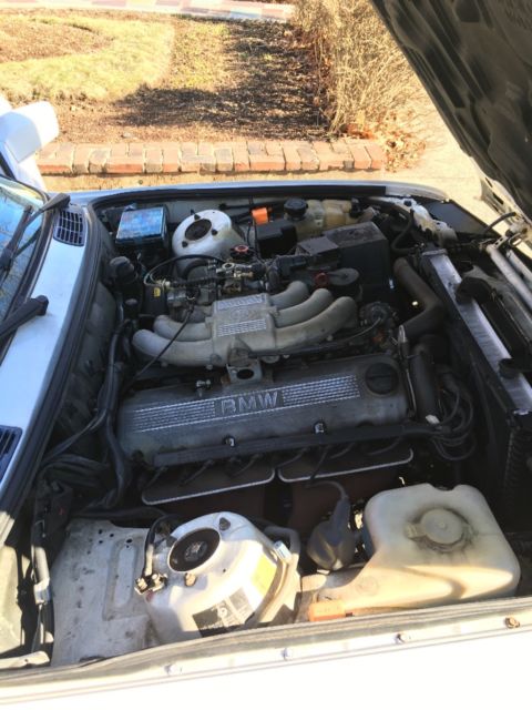 1992 Red BMW 3-Series Coupe