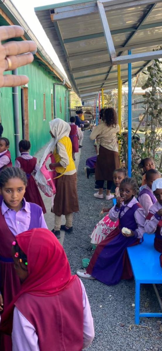 1990 White BMW 3-Series Sedan